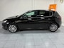 Peugeot 308 1.2 PureTech Blue Lease Allure 130 5D 1e Eig Apple-Carplay NL Auto!