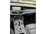 Alfa Romeo Stelvio 2.2 JTD AWD Veloce Automaat | VAN: € 34.900- VOOR: € 32.877,- UW HERFSTVOORDEEL: € 2.023,- | CAMERA| STOEL + STUURVERWARMING + MEMORY| KEY LESS ENTRY | LEDER | ADAPT. CRUISE CONTROL | 12 MND BOVAG GARANTIE