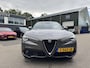 Alfa Romeo Stelvio 2.2 JTD AWD Veloce Automaat | VAN: € 34.900- VOOR: € 32.877,- UW HERFSTVOORDEEL: € 2.023,- | CAMERA| STOEL + STUURVERWARMING + MEMORY| KEY LESS ENTRY | LEDER | ADAPT. CRUISE CONTROL | 12 MND BOVAG GARANTIE