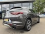 Alfa Romeo Stelvio 2.2 JTD AWD Veloce Automaat | VAN: € 34.900- VOOR: € 32.877,- UW HERFSTVOORDEEL: € 2.023,- | CAMERA| STOEL + STUURVERWARMING + MEMORY| KEY LESS ENTRY | LEDER | ADAPT. CRUISE CONTROL | 12 MND BOVAG GARANTIE