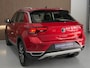Volkswagen T-Roc 1.5 TSI Life 150 PK Automaat / Navigatie full map / Adaptive cruise / Apple CarPlay / etc..