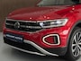 Volkswagen T-Roc 1.5 TSI Life 150 PK Automaat / Navigatie full map / Adaptive cruise / Apple CarPlay / etc..