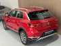 Volkswagen T-Roc 1.5 TSI Life 150 PK Automaat / Navigatie full map / Adaptive cruise / Apple CarPlay / etc..