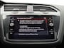 Volkswagen Tiguan 1.4 TSI eHybrid Life Business 245PK DSG SOH 94,13%, Panoramadak, Trekhaak, Parkeersensoren voor en achter, Stoel-Stuurverwarming, Adaptieve Cruise Control, LED Plus Verlichting, Elektr. Achterklep, 17" LM Velgen