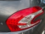 Peugeot 208 1.2 PureTech Style Pack, navigatie,airco, cruise controle, lmv, 4 nieuwe Michelin banden, NL auto met nap