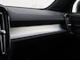Volvo XC40 B4 AUT(7) PLUS DARK SCHUIFDAK HARMAN KARDON TREKHAAK CAMERA