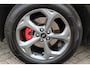 Ford Kuga 2.5-243pk PHEV ST-Line X. Febr. 2026, slechts 9.000km ! Autm. airco dual, elektr. panodak, elektr. trekhaak, elektr. achterklep, leer/alcantara, klep, LED verl., navigatie, telefoonvoorb., stoel-, stuur-, voorraam- en achterbankverw., side- en lan