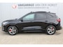 Ford Kuga 2.5-243pk PHEV ST-Line X. Febr. 2026, slechts 9.000km ! Autm. airco dual, elektr. panodak, elektr. trekhaak, elektr. achterklep, leer/alcantara, klep, LED verl., navigatie, telefoonvoorb., stoel-, stuur-, voorraam- en achterbankverw., side- en lan