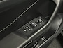 Volkswagen T-Roc 1.5 TSI Style | PANO | NAVI | STOELVERWARMING | ACC |