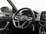 Volkswagen T-Roc 1.5 TSI Style | PANO | NAVI | STOELVERWARMING | ACC |