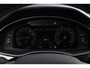 Audi Q7 55 TFSI e Quattro Pro Line S | Facelift | 394pk | Pano | Trekhaak | HUD | 360° | Een bijzonder complete en luxe uitgevoerde Audi Q7 55 TFSI e quattro Pro Line S, uitgevoerd in wit metallic met een stijlvol zwart interieur. Deze krachtige plug-in hybride combineert het ver