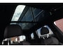 Audi Q7 55 TFSI e Quattro Pro Line S | Facelift | 394pk | Pano | Trekhaak | HUD | 360° | Een bijzonder complete en luxe uitgevoerde Audi Q7 55 TFSI e quattro Pro Line S, uitgevoerd in wit metallic met een stijlvol zwart interieur. Deze krachtige plug-in hybride combineert het ver