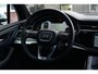 Audi Q7 55 TFSI e Quattro Pro Line S | Facelift | 394pk | Pano | Trekhaak | HUD | 360° | Een bijzonder complete en luxe uitgevoerde Audi Q7 55 TFSI e quattro Pro Line S, uitgevoerd in wit metallic met een stijlvol zwart interieur. Deze krachtige plug-in hybride combineert het ver