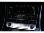 Audi Q7 55 TFSI e Quattro Pro Line S | Facelift | 394pk | Pano | Trekhaak | HUD | 360° | Een bijzonder complete en luxe uitgevoerde Audi Q7 55 TFSI e quattro Pro Line S, uitgevoerd in wit metallic met een stijlvol zwart interieur. Deze krachtige plug-in hybride combineert het ver