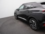 Peugeot 2008 1.2 PureTech Allure Pack Trekhaak | Climate Control | Camera | Parkeersensoren | Apple Carplay/Android Auto | 17" Lichtmetalen Velgen | Navigatie