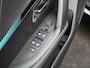 Peugeot 2008 1.2 PureTech Allure Pack Trekhaak | Climate Control | Camera | Parkeersensoren | Apple Carplay/Android Auto | 17" Lichtmetalen Velgen | Navigatie
