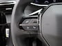 Peugeot 2008 1.2 PureTech Allure Pack Trekhaak | Climate Control | Camera | Parkeersensoren | Apple Carplay/Android Auto | 17" Lichtmetalen Velgen | Navigatie