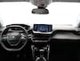 Peugeot 2008 1.2 PureTech Allure Pack Trekhaak | Climate Control | Camera | Parkeersensoren | Apple Carplay/Android Auto | 17" Lichtmetalen Velgen | Navigatie
