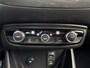 Opel Crossland 1.2 Turbo Ultimate | Achteruitrijcamera | Alcantara bekleding | Navigatiesysteem | Parkeersensoren voor en achter |