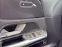 Mercedes-Benz B-klasse B 180 Business Solution AMG | Panoramadak | Trekhaak | Parkeercamera