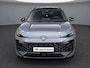 Volkswagen T-Roc 1.5 eTsi 150pk DSG R-Line First Edition · Camera · Wegklapbare Trekhaak · Stoelverwarming · Dodehoek Detectie · Elek. Achterklep · 19'' Inch · Garantie t/m 08-03-2030 of 100.000km