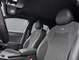 Volkswagen T-Roc 1.5 eTsi 150pk DSG R-Line First Edition · Camera · Wegklapbare Trekhaak · Stoelverwarming · Dodehoek Detectie · Elek. Achterklep · 19'' Inch · Garantie t/m 08-03-2030 of 100.000km