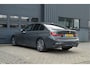 BMW 3-Serie 330i High Executive | M-PAKKET | ACC | SCHUIFDAK | TREKHAAK |