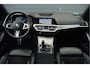 BMW 3-Serie 330i High Executive | M-PAKKET | ACC | SCHUIFDAK | TREKHAAK |