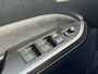 Suzuki Vitara 1.5 Hybrid Style Trekhaak 4 Seizoenen banden Panorama dak Camera Carplay Navigatie