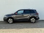 Suzuki Vitara 1.5 Hybrid Style Trekhaak 4 Seizoenen banden Panorama dak Camera Carplay Navigatie