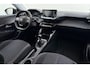 Peugeot 208 1.2 PureTech Active Pack | Navigatie | Parkeersensoren achter | Cruise Control | Lichtmetaal 16inch | Apple Carplay/Android Auto