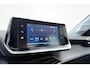 Peugeot 208 1.2 PureTech Active Pack | Navigatie | Parkeersensoren achter | Cruise Control | Lichtmetaal 16inch | Apple Carplay/Android Auto