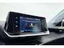 Peugeot 208 1.2 PureTech Active Pack | Navigatie | Parkeersensoren achter | Cruise Control | Lichtmetaal 16inch | Apple Carplay/Android Auto