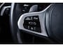 BMW 5-Serie 520i High Executive Edition M Sport - Panoramadak - Head up - Driving/Parking Assistant - Comforstoelen - Elektrisch verwarmde voorstoelen - Navigatiesysteem Professional -