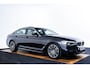 BMW 5-Serie 520i High Executive Edition M Sport - Panoramadak - Head up - Driving/Parking Assistant - Comforstoelen - Elektrisch verwarmde voorstoelen - Navigatiesysteem Professional -