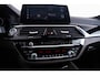 BMW 5-Serie 520i High Executive Edition M Sport - Panoramadak - Head up - Driving/Parking Assistant - Comforstoelen - Elektrisch verwarmde voorstoelen - Navigatiesysteem Professional -