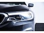 BMW 5-Serie 520i High Executive Edition M Sport - Panoramadak - Head up - Driving/Parking Assistant - Comforstoelen - Elektrisch verwarmde voorstoelen - Navigatiesysteem Professional -