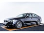 BMW 5-Serie 520i High Executive Edition M Sport - Panoramadak - Head up - Driving/Parking Assistant - Comforstoelen - Elektrisch verwarmde voorstoelen - Navigatiesysteem Professional -
