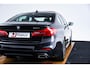 BMW 5-Serie 520i High Executive Edition M Sport - Panoramadak - Head up - Driving/Parking Assistant - Comforstoelen - Elektrisch verwarmde voorstoelen - Navigatiesysteem Professional -
