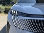 Peugeot E-3008 GT 73 kWh | NIEUW | 16% bijtelling tot € 30.000 | WLTP tot 526km | 160kW snelladen | Schuif-/kanteldak | Stoel- & stuurverwarming | Elektr. achterklep | Adaptieve Cruise Control | Navi