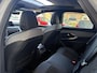 Peugeot E-3008 GT 73 kWh | NIEUW | 16% bijtelling tot € 30.000 | WLTP tot 526km | 160kW snelladen | Schuif-/kanteldak | Stoel- & stuurverwarming | Elektr. achterklep | Adaptieve Cruise Control | Navi