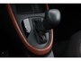 Toyota Aygo X Hybrid 115 pulse | Apple Carplay / Android Auto | Keyless | Parkeersensoren voor/achter | Adaptive Cruise | LED | Clima | Camera | 17 inch | Privacy glas