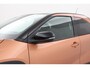 Toyota Aygo X Hybrid 115 pulse | Apple Carplay / Android Auto | Keyless | Parkeersensoren voor/achter | Adaptive Cruise | LED | Clima | Camera | 17 inch | Privacy glas