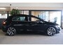Volkswagen Golf 1.5 eTSI DSG Pano Trek IQ Led Pdc Acc Alcantara