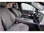 Mercedes-Benz E-klasse Estate 300 e AMG Line | Hyperscreen | Distronic+ | HUD | 3D-Display | Panoramadak | Burmester | Surround Camera | Trekhaak | Keyless Go |