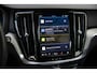 Volvo V60 2.0 B3 Essential Edition | Sport Pack | 19" Black Edition Velgen | Leder | Adaptieve Cruise Control | Stoelverwarming | Park Assist |