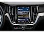 Volvo V60 2.0 B3 Essential Edition | Sport Pack | 19" Black Edition Velgen | Leder | Adaptieve Cruise Control | Stoelverwarming | Park Assist |
