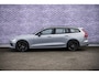 Volvo V60 2.0 B3 Essential Edition | Sport Pack | 19" Black Edition Velgen | Leder | Adaptieve Cruise Control | Stoelverwarming | Park Assist |