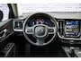 Volvo V60 2.0 B3 Essential Edition | Sport Pack | 19" Black Edition Velgen | Leder | Adaptieve Cruise Control | Stoelverwarming | Park Assist |