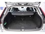 Volvo V60 2.0 B3 Essential Edition | Sport Pack | 19" Black Edition Velgen | Leder | Adaptieve Cruise Control | Stoelverwarming | Park Assist |
